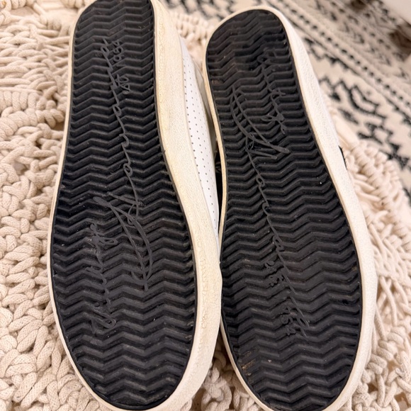 Vintage Havanas women’s sz 7.5
Black & white 
T3 - Picture 9 of 10